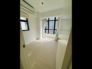 Mid Levels Central - Vantage Park 04