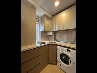 Kennedy Town - Han Yu Building 04