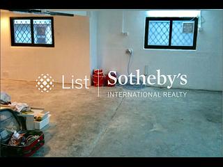 Mid Levels Central - 6B-6E, Bowen Road 02