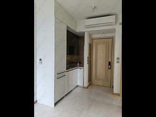 Sai Ying Pun - 63, Pokfulam Amber House (Tower 1) 11