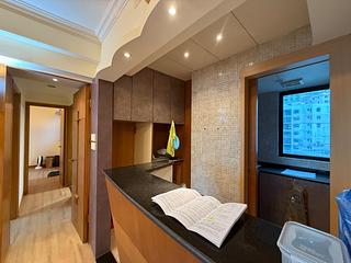 Mid Levels West - Wilton Place 04