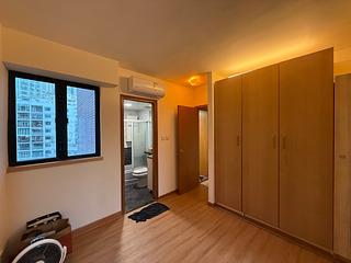 Mid Levels West - Wilton Place 09