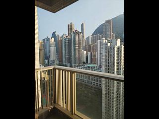 Sai Ying Pun - Island Crest Block 1 04
