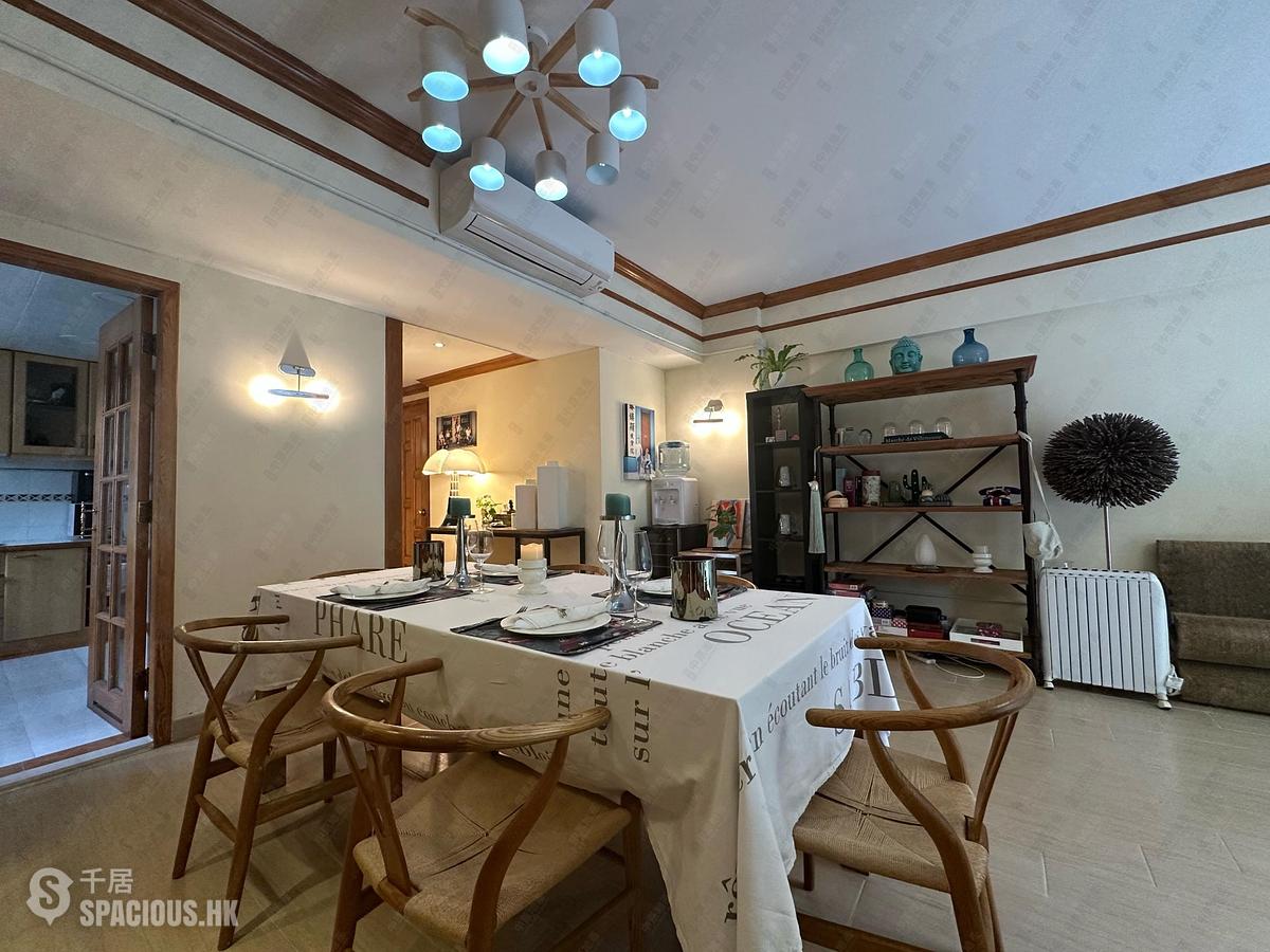 Mid Levels West - Realty Gardens London Court (Block 1) London Court 01
