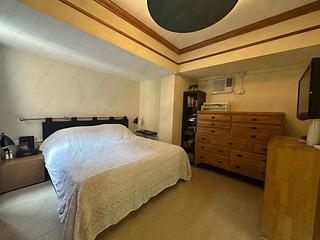 Mid Levels West - Realty Gardens London Court (Block 1) London Court 07