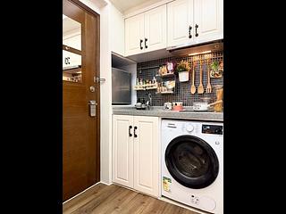 Sheung Wan - 70-72, Jervois Street 06