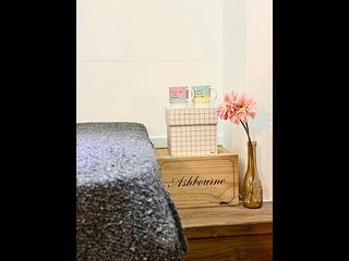 Sheung Wan - 70-72, Jervois Street 12