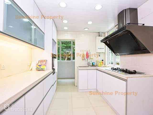 Clear Water Bay - Rise Park Villas 04