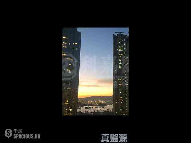 West Kowloon - The Waterfront Phase 1 Block 2 02