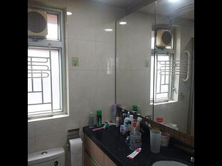 Tuen Mun - Parkland Villas Block 6 03
