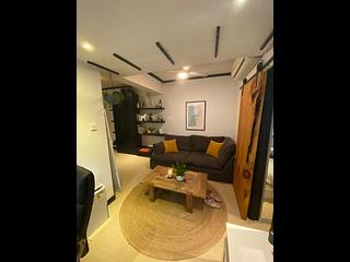 Sai Ying Pun - Hang Yue Building 05