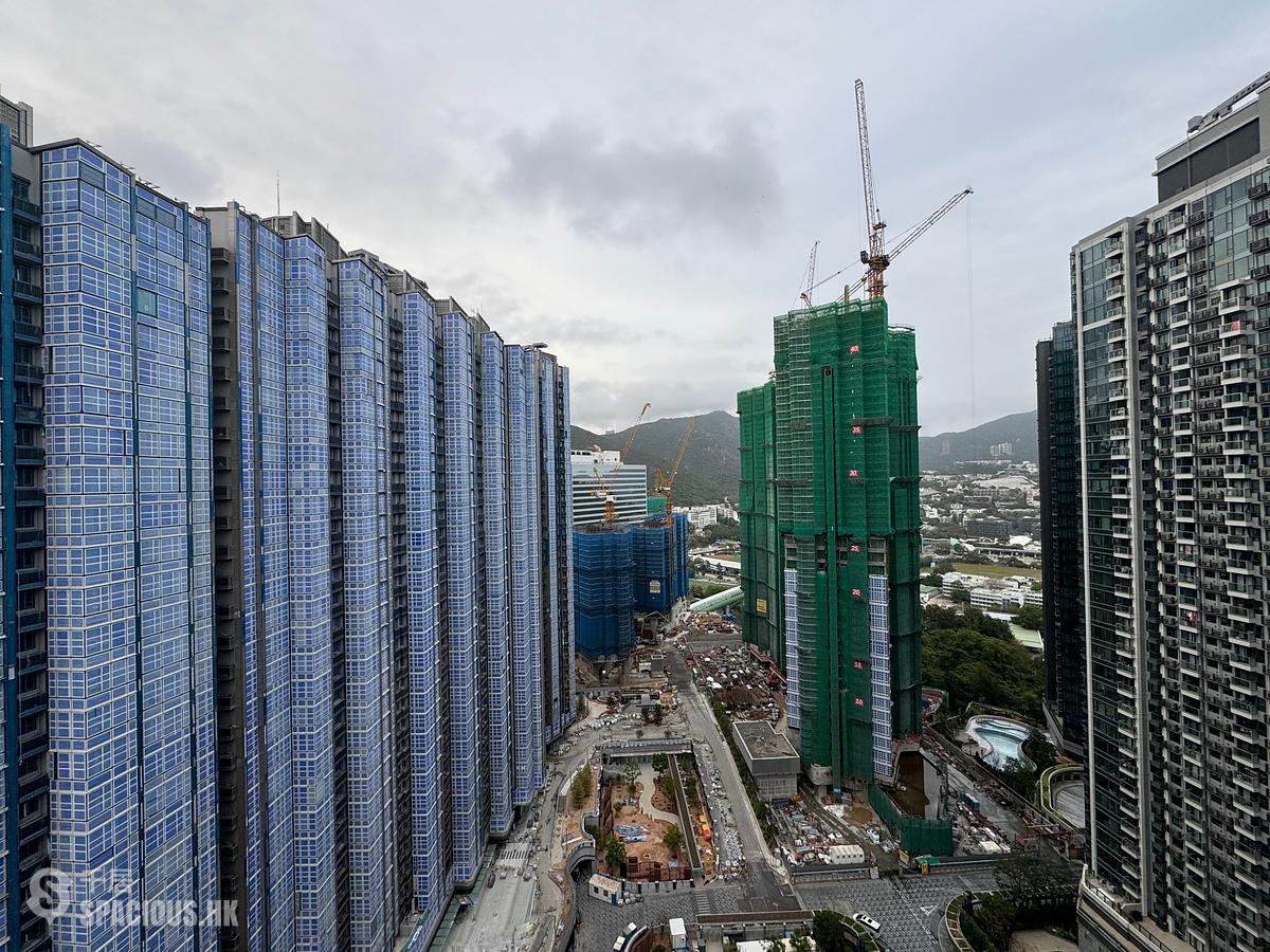 Wong Chuk Hang - The Southside Phase 2 La Marina 01