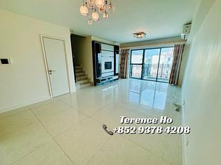 Beacon Hill - Le Chateau 02