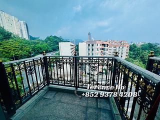 Beacon Hill - Le Chateau 07