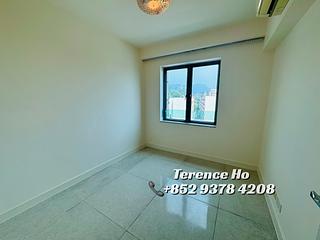 Beacon Hill - Le Chateau 14