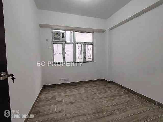 Tsim Sha Tsui - Lip Seng Mansion 06