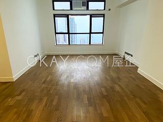 Mid Levels Central - Blessings Garden Phase I 02
