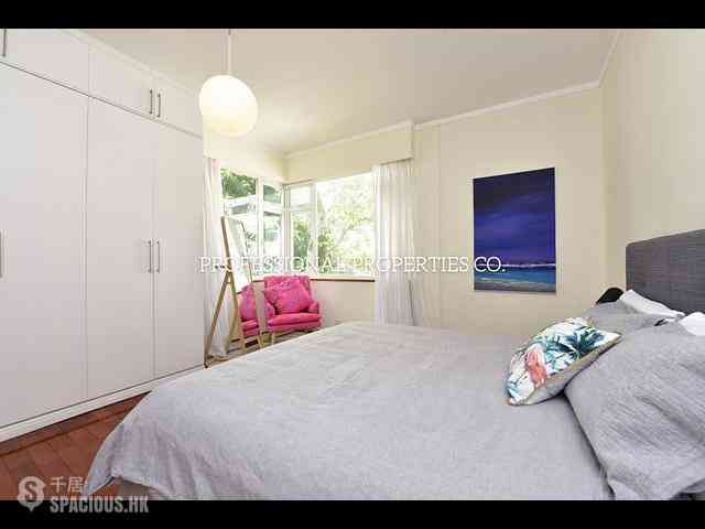 Pok Fu Lam - 29-31, Bisney Road 02