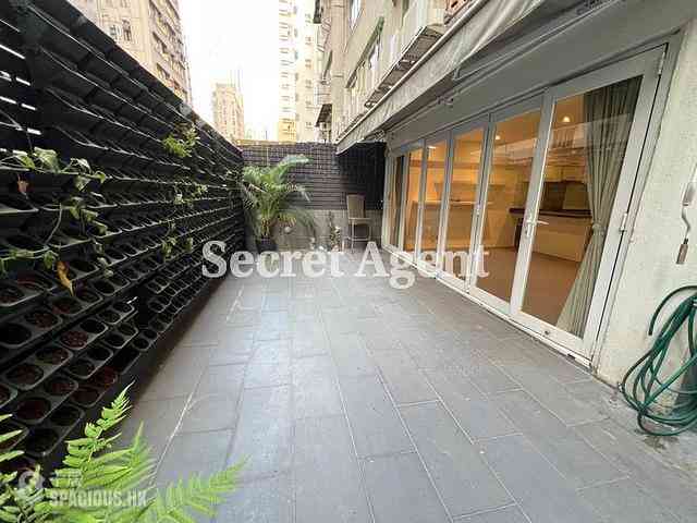 Sai Ying Pun - Hang Sing Mansion 01
