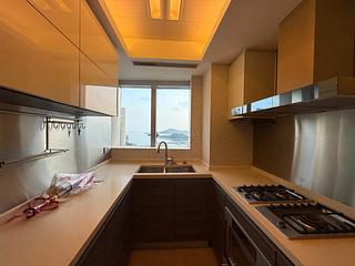 Wong Chuk Hang - Marinella Block 8 04