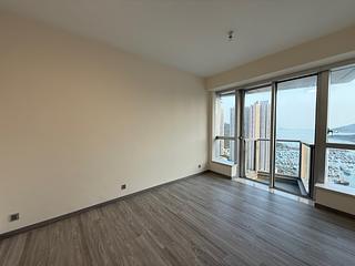 Wong Chuk Hang - Marinella Block 8 08