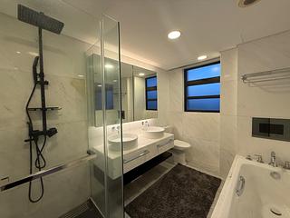 Sai Ying Pun - The Babington 08