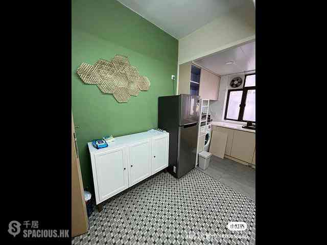Sai Ying Pun - Wing Fong Mansion 01
