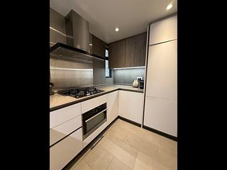 Happy Valley - Eaton Residences (Blue Pool Road) 13