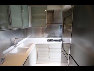 Tai Hang - Serenade Block 2 12