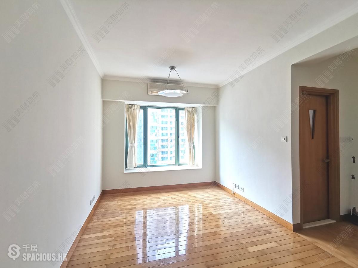 Wan Chai - 1, Star Street 01