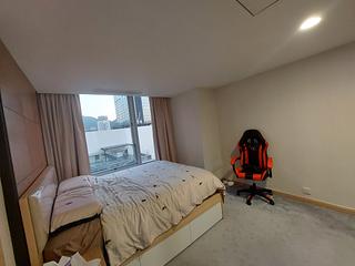 Wan Chai - Convention Plaza Apartments 02