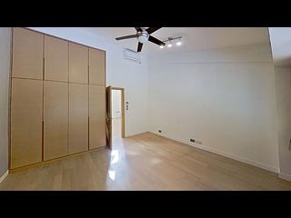 Pok Fu Lam - Bisney Villas 09
