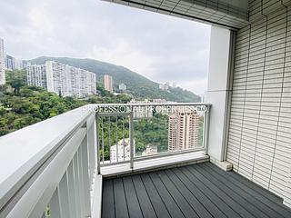 Happy Valley - The Altitude 04