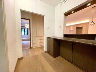 Mid Levels Central - Wealthy Heights 18