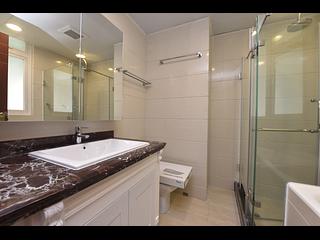 Pok Fu Lam - 29-31, Bisney Road 03