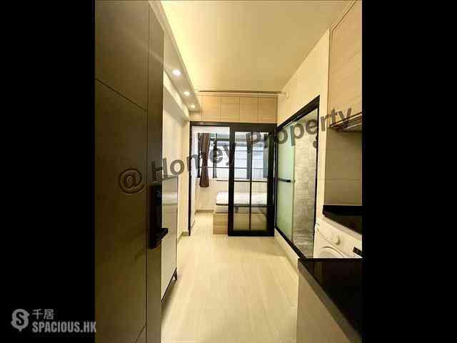 Tsim Sha Tsui - 16, Ashley Road 01