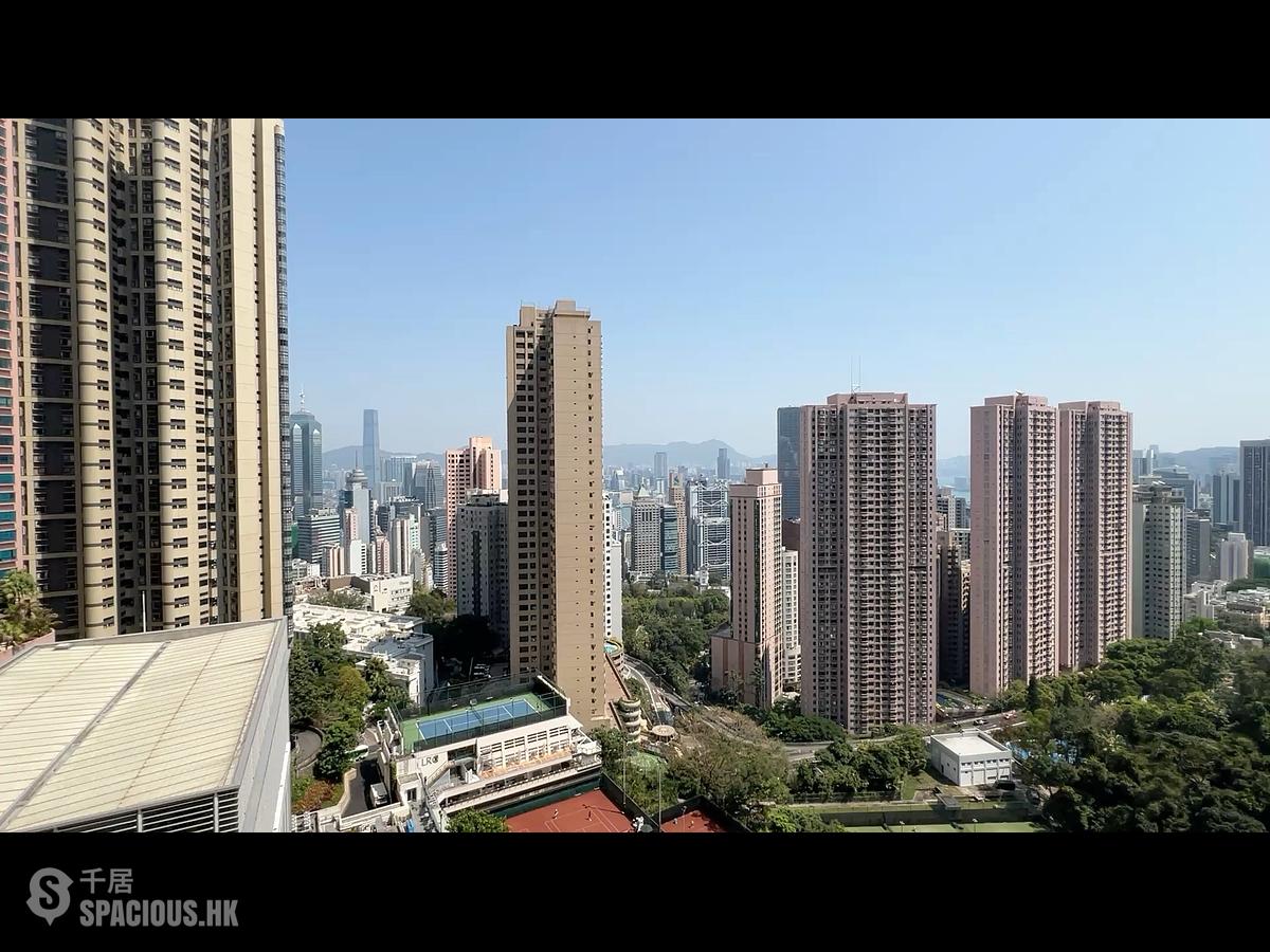 Mid Levels Central - Clovelly Court 01