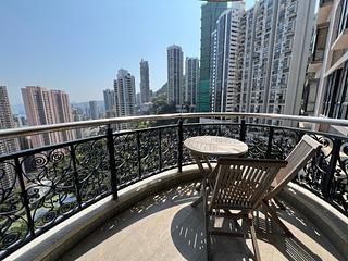 Mid Levels Central - Clovelly Court 03