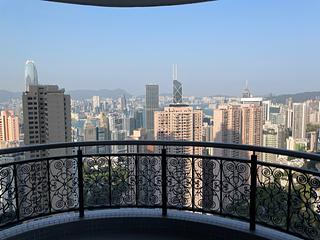 Mid Levels Central - Clovelly Court 02