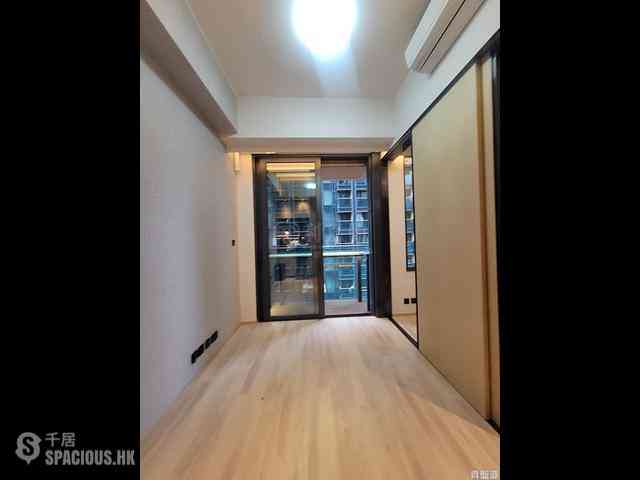 Tai Kok Tsui - Square Mile Phase 4 The Quinn・Square Mile 01
