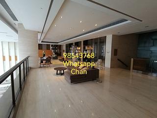 Ap Lei Chau - Larvotto 18