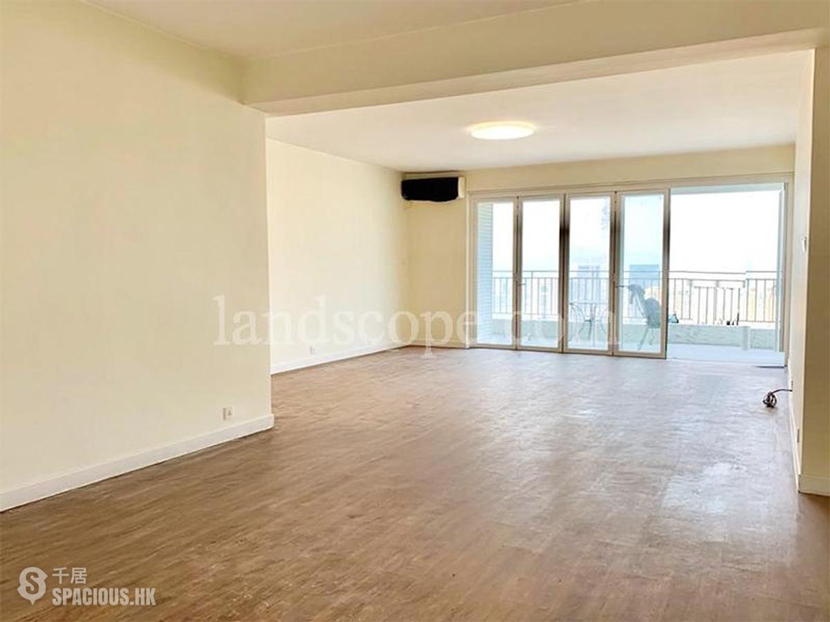 Stubbs Road - Evergreen Villa 01