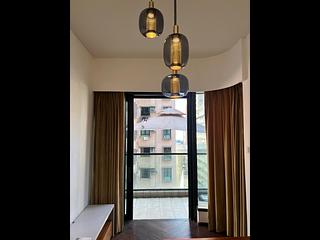 Shek Tong Tsui - One South Lane 02