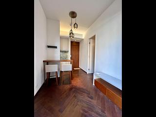 Shek Tong Tsui - One South Lane 03