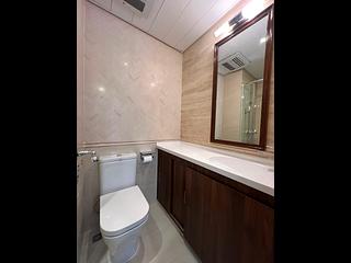 Shek Tong Tsui - One South Lane 04