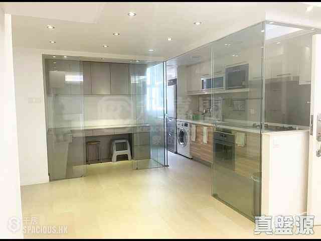 Braemar Hill - Oxford Court 01