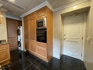 Mid Levels Central - Aigburth 19