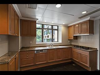 Mid Levels Central - Aigburth 06