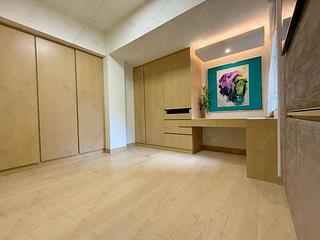 Mid Levels West - Realty Gardens London Court (Block 1) London Court 04