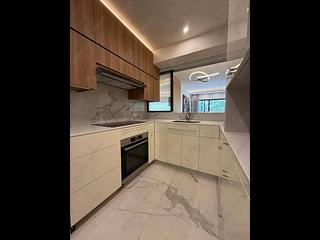 Mid Levels West - Realty Gardens London Court (Block 1) London Court 05